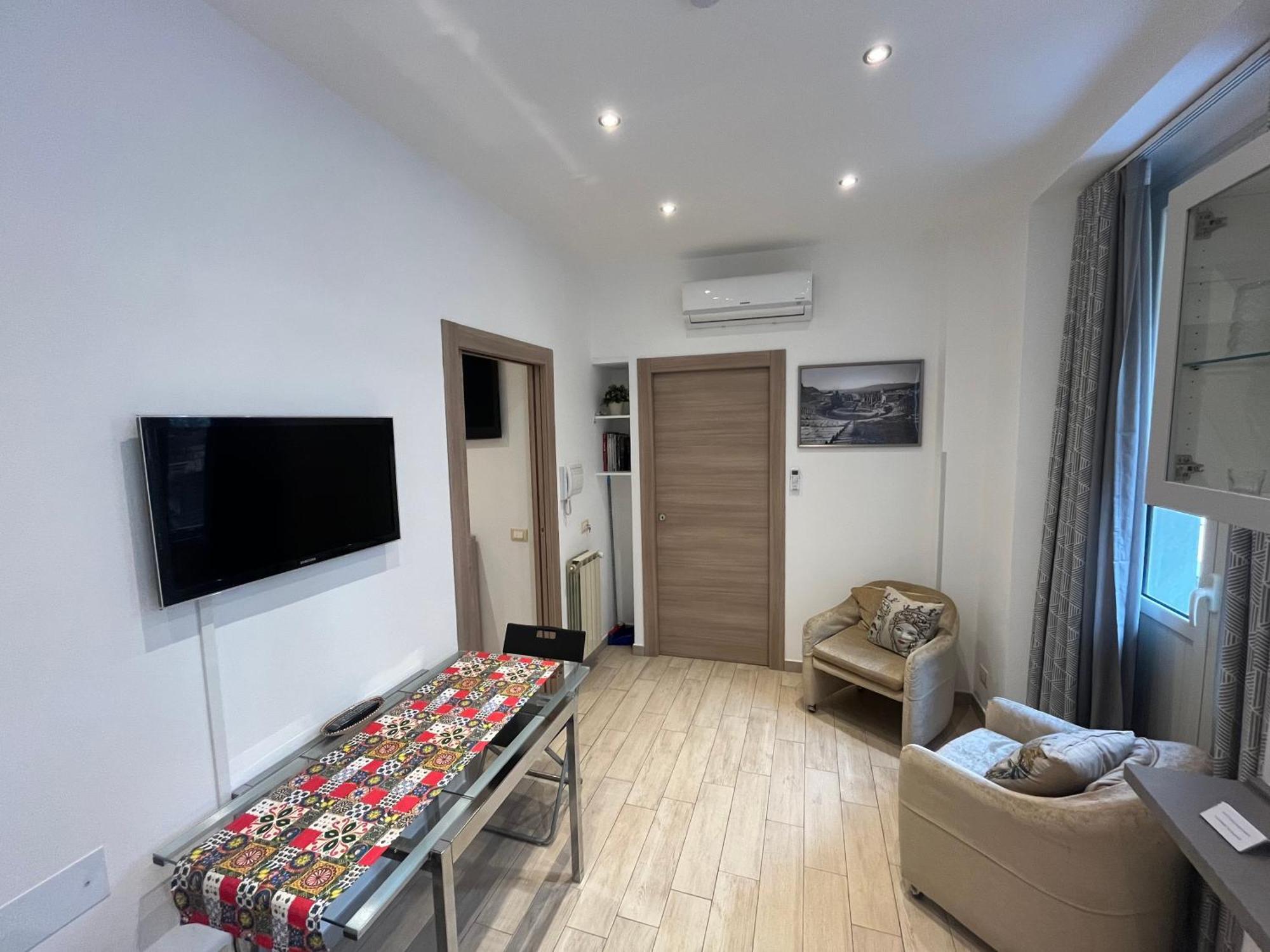 Avaja - Daria'S Apartment Таормина Экстерьер фото